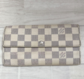 Louis Vuitton Portefeuille Sarah Damier Azur – Blanc – Portefeuille Long – Bon État