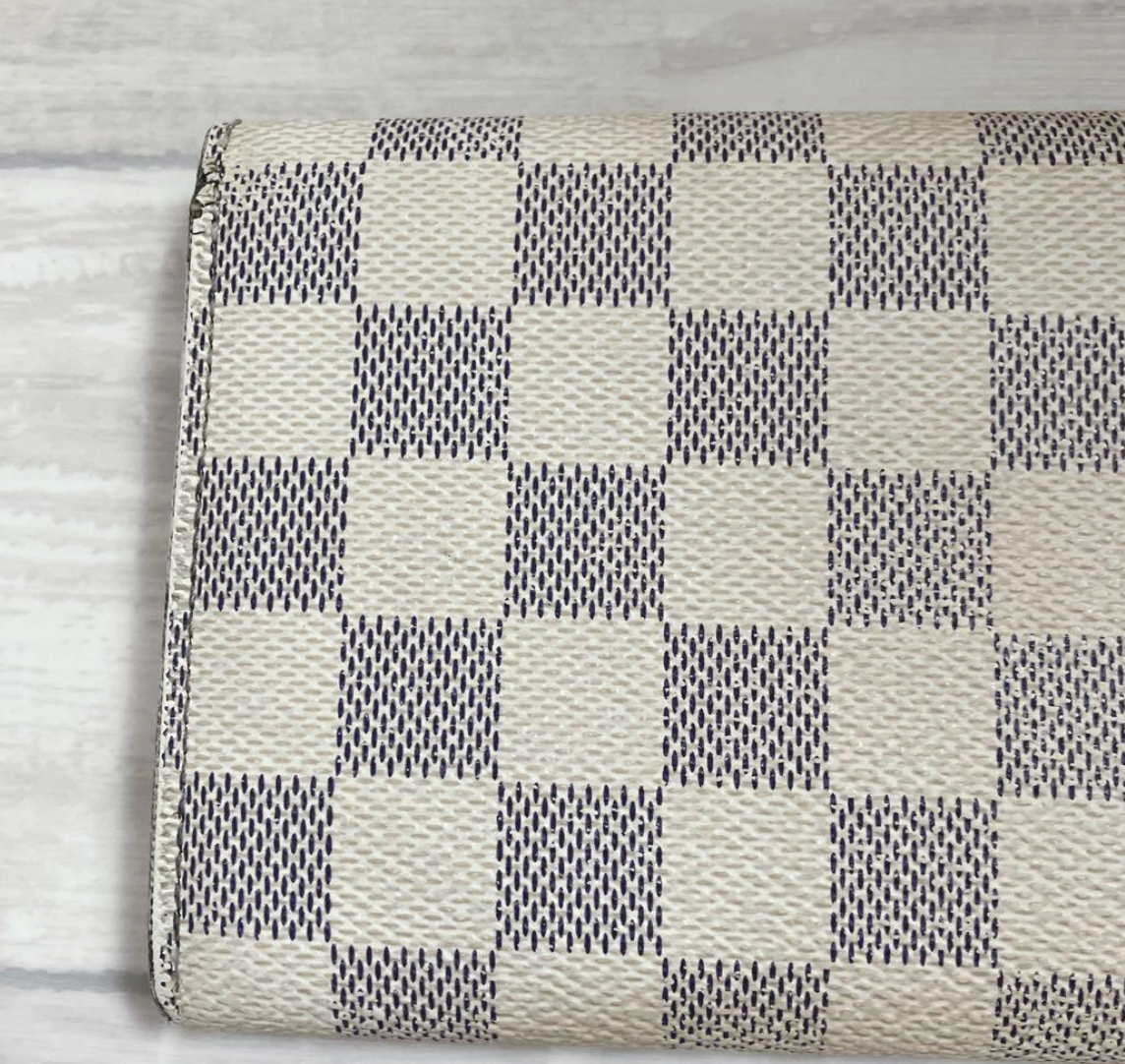 Louis Vuitton Portefeuille Sarah Damier Azur – Blanc – Portefeuille Long – Bon État