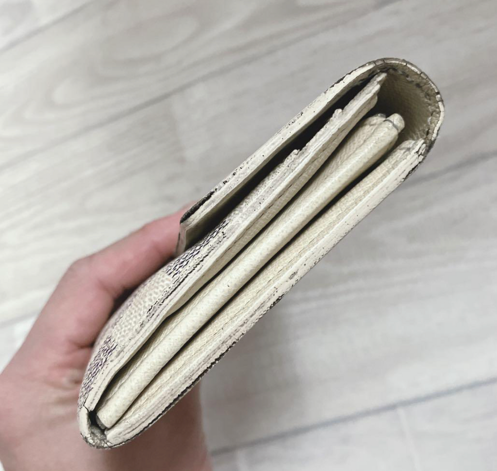 Louis Vuitton Portefeuille Sarah Damier Azur – Blanc – Portefeuille Long – Bon État