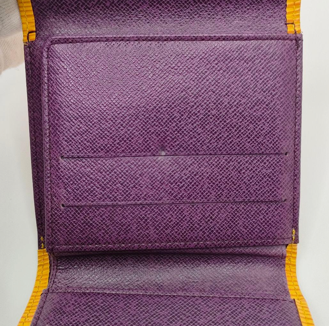 Louis Vuitton Portefeuille Épi Jaune (Tassili Yellow) – Compact – Cuir – Bon État