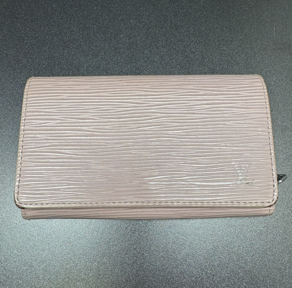 Louis Vuitton Portefeuille Épi – Compact – Cuir –
