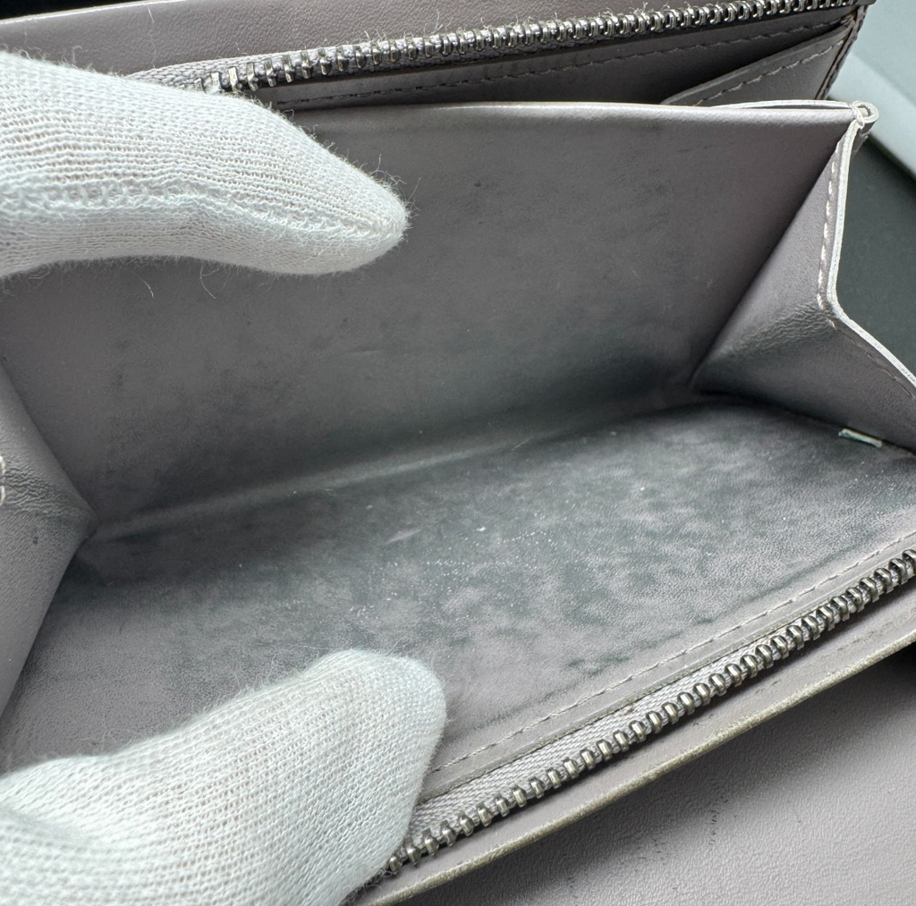 Louis Vuitton Portefeuille Épi – Compact – Cuir –