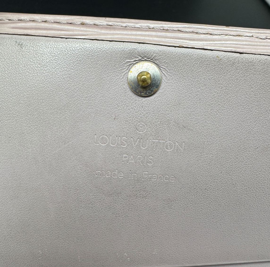Louis Vuitton Portefeuille Épi – Compact – Cuir –