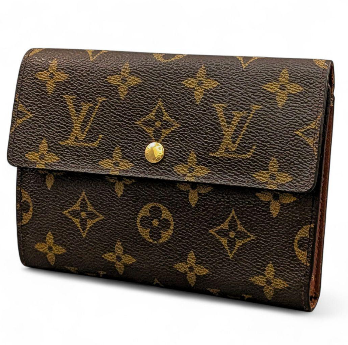 Louis Vuitton Portefeuille Trésor Étui Papier Monogram – Marron – 3 Volets
