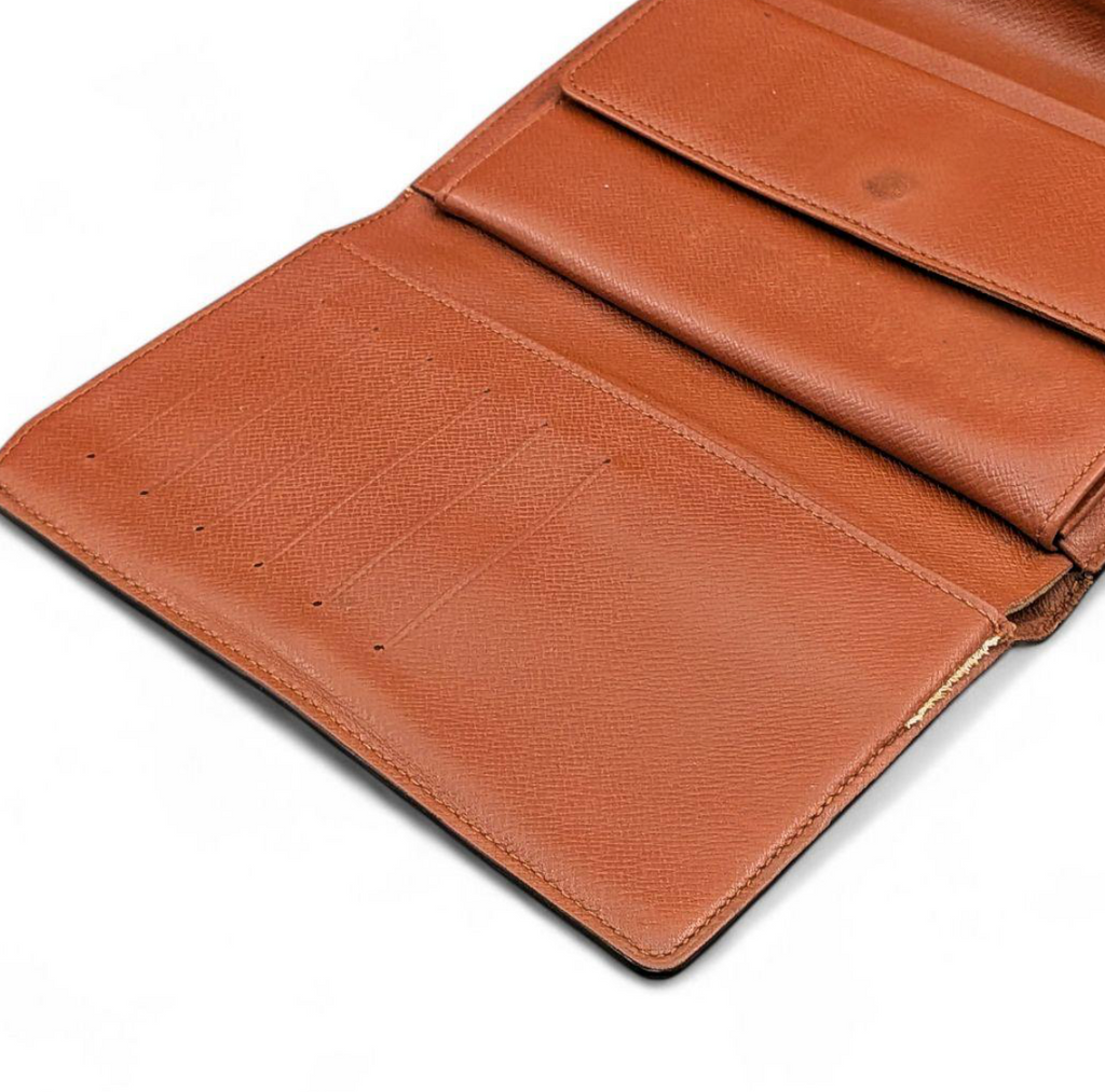 Louis Vuitton Portefeuille Trésor Étui Papier Monogram – Marron – 3 Volets