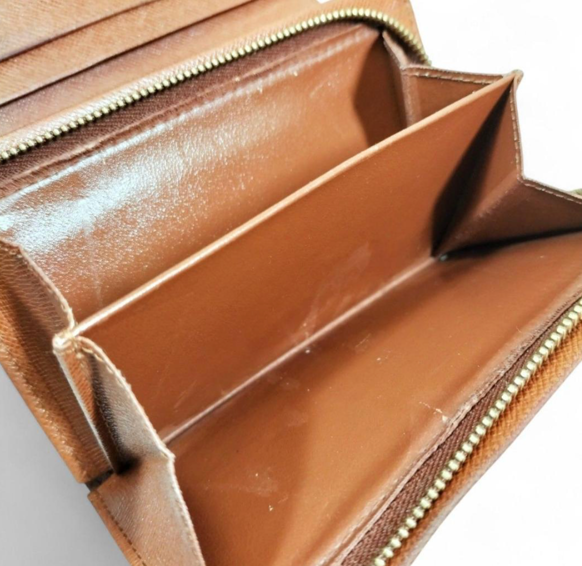 Louis Vuitton Portefeuille Trésor Monogram M61736 – Compact