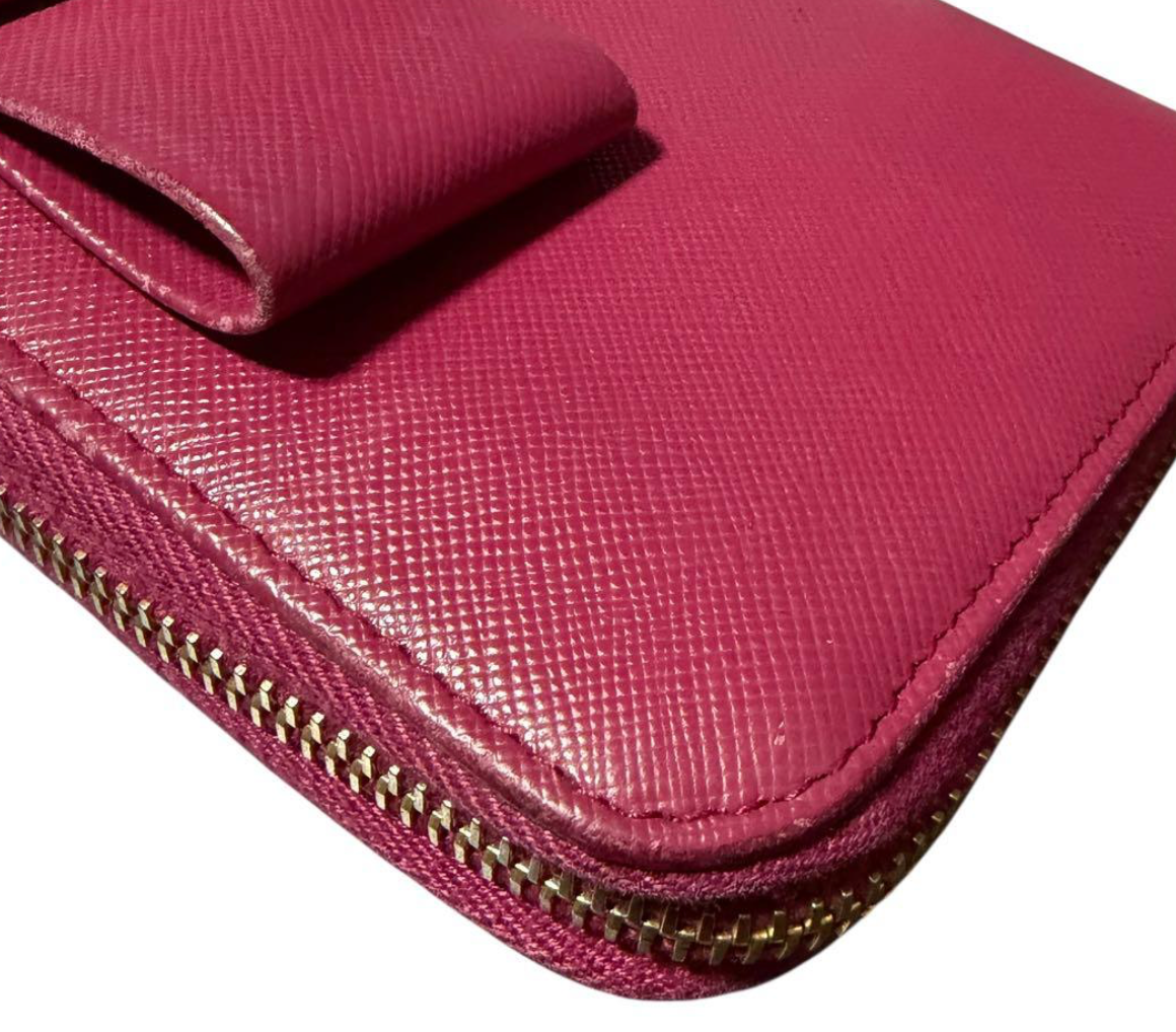Prada Portefeuille Long Rose Saffiano – Fiocco (Nœud) – Zip – Très Bon État