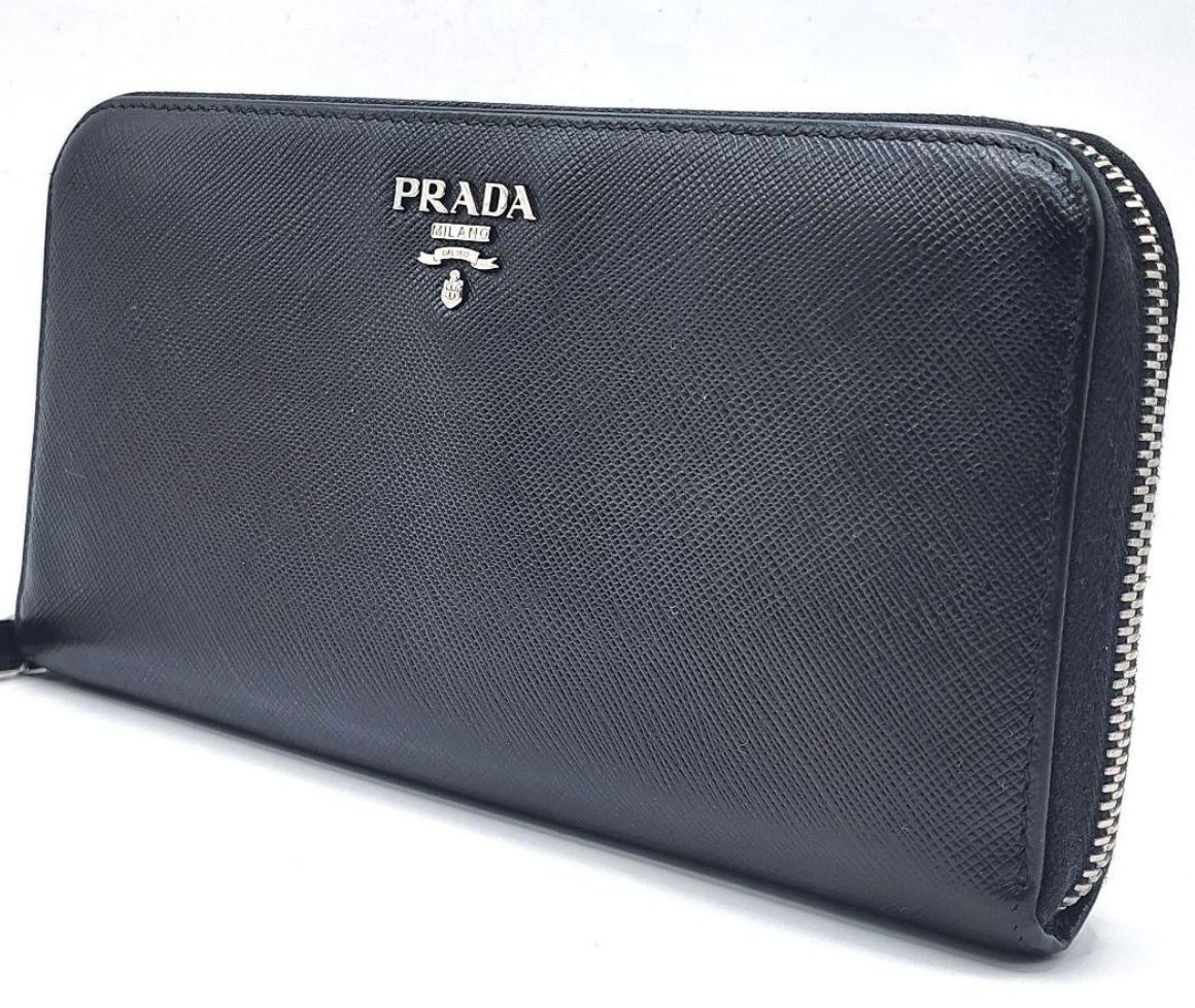 Prada Portefeuille Long Noir – Zip – Cuir