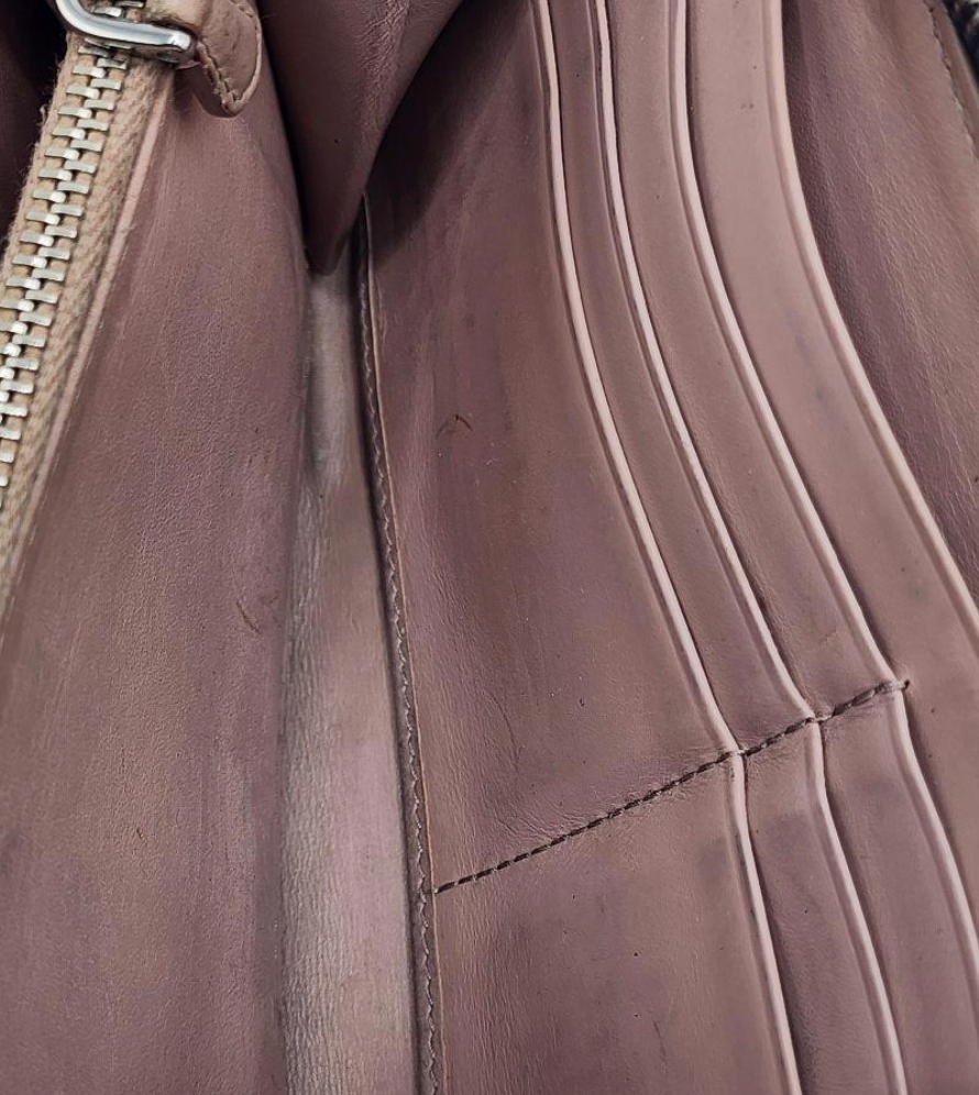 Prada Portefeuille Long Noir – Zip – Cuir