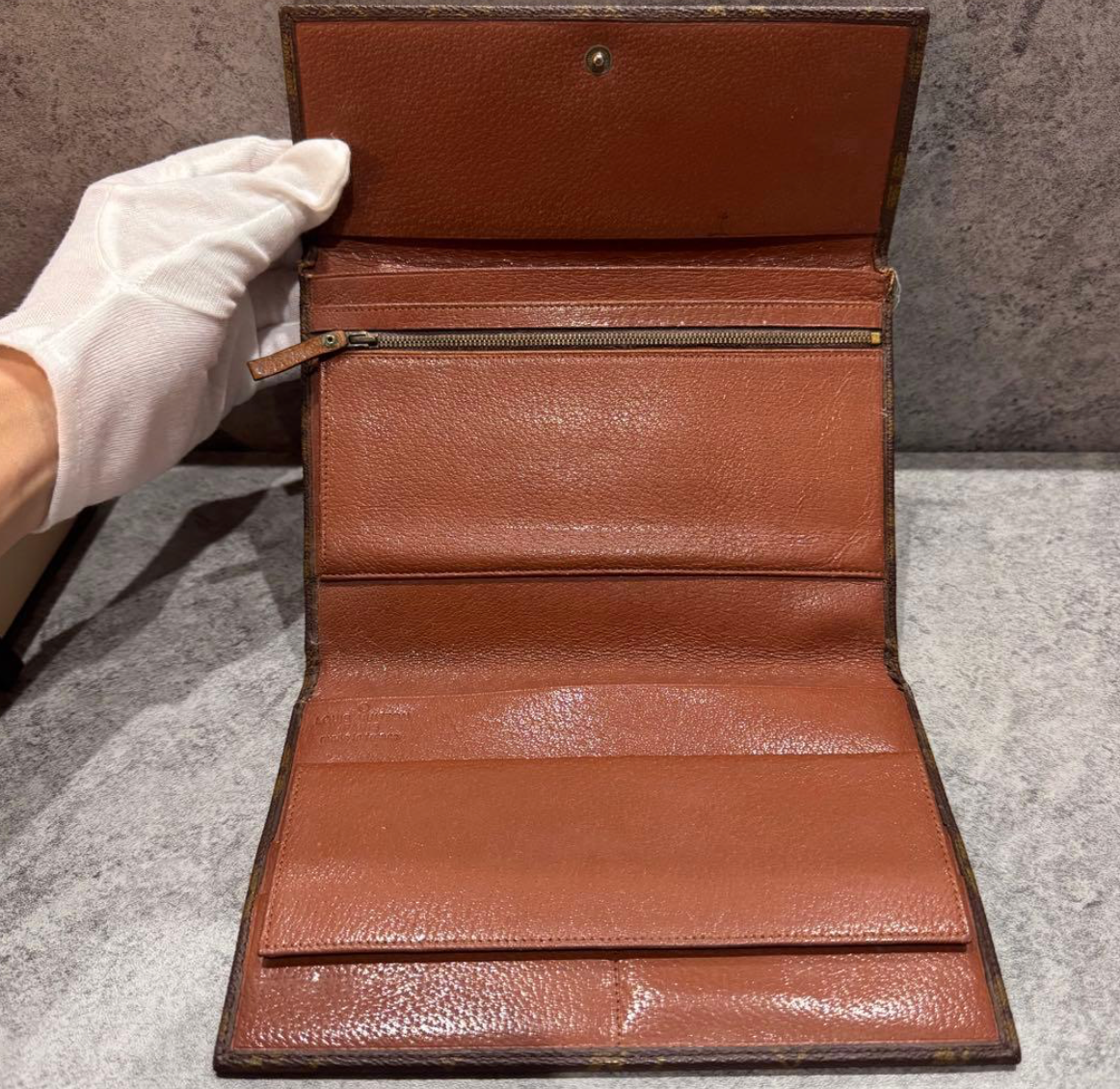Louis Vuitton Portefeuille Monogram – Cuir – Avec Boîte