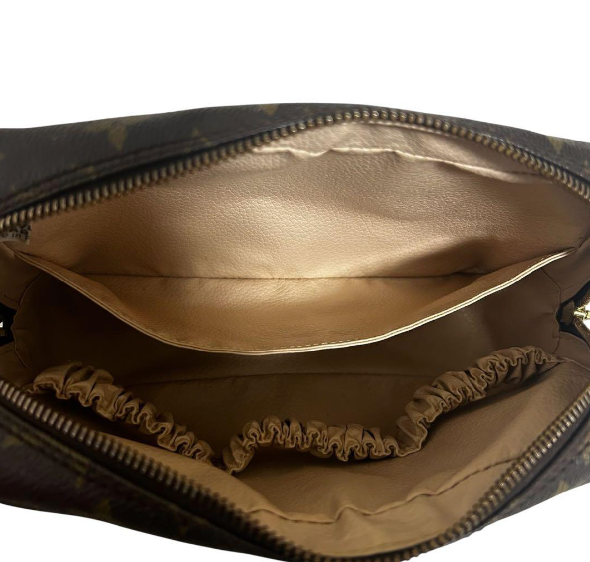 Louis Vuitton Trousse Toilette 23cm Monogram Pouch M47524